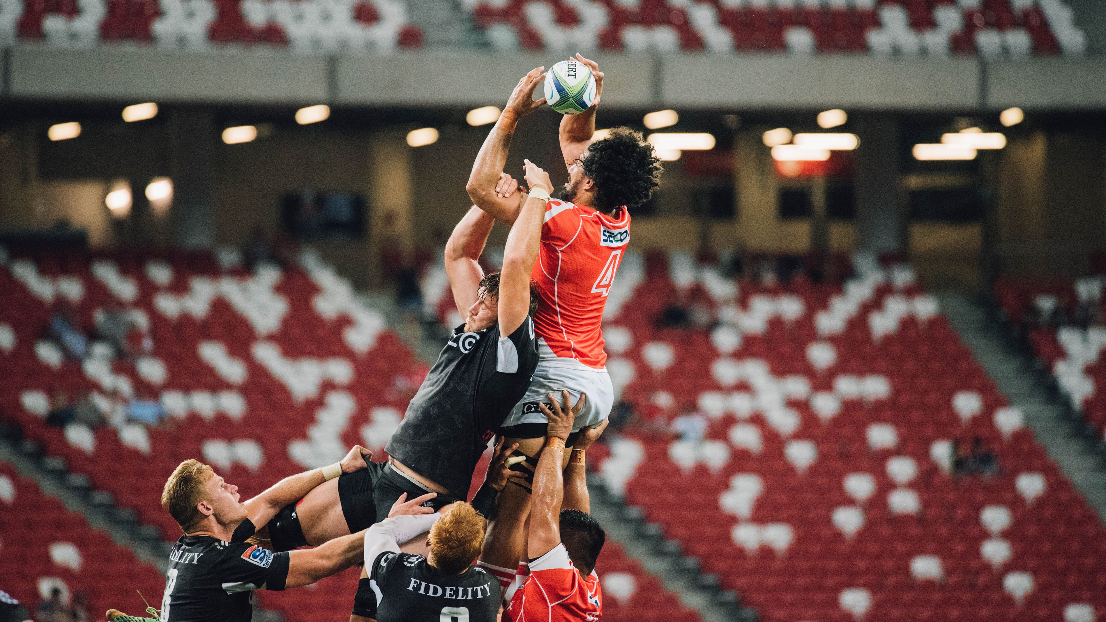 《深度采访：最具影响力的电竞选手背后故事》，关于电竞人物的采访